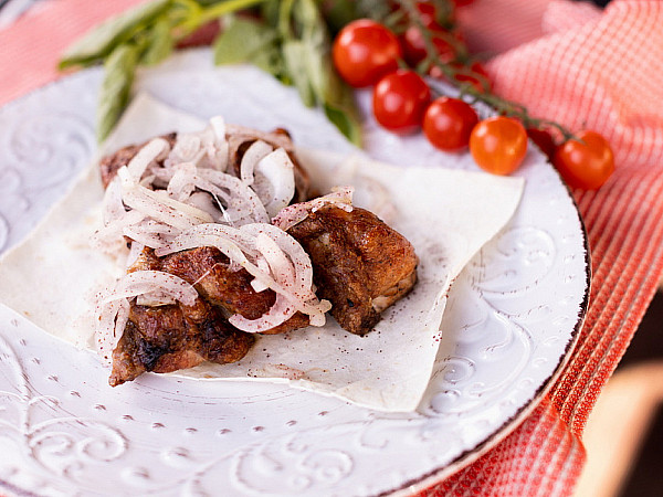 Шашлык из свиного ошейка