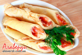 Млинці з сьомгою